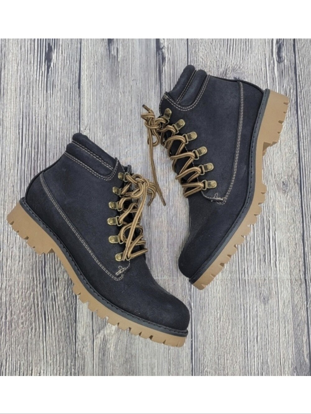 Maurices New The Bobbie Black Lace Up Hiker Boot